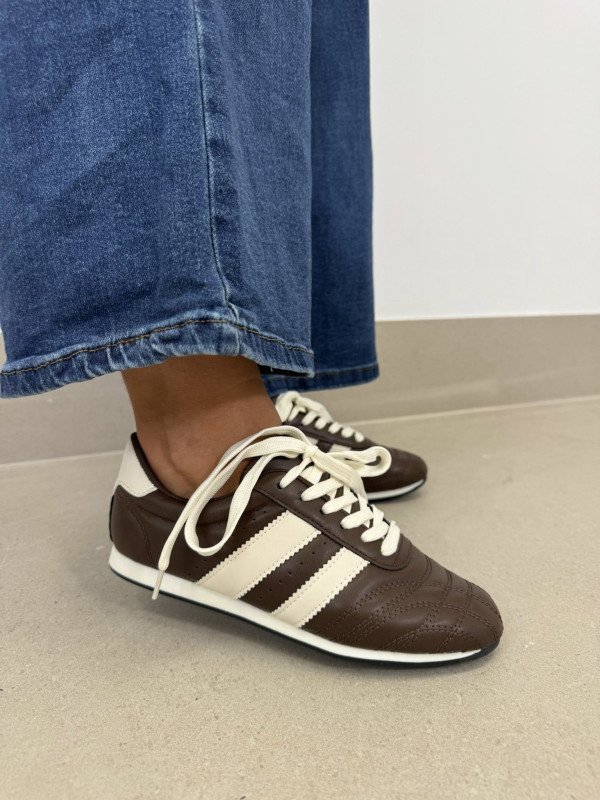 Deportiva polipiel marron chocolate