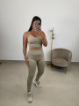 Conjunto deportivo tres piezas