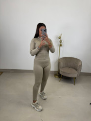 Conjunto deportivo tres piezas