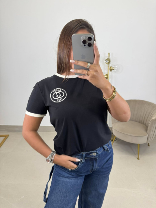 Camiseta corte mujer GC bordada