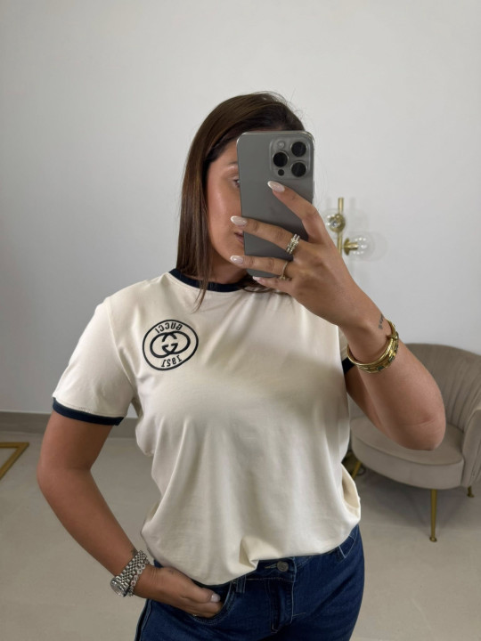 Camiseta corte mujer GC bordada