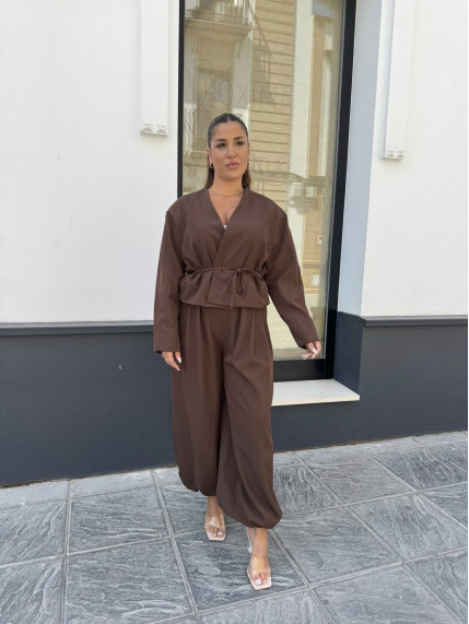 Total look tipo Kimono