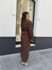 Total look tipo Kimono