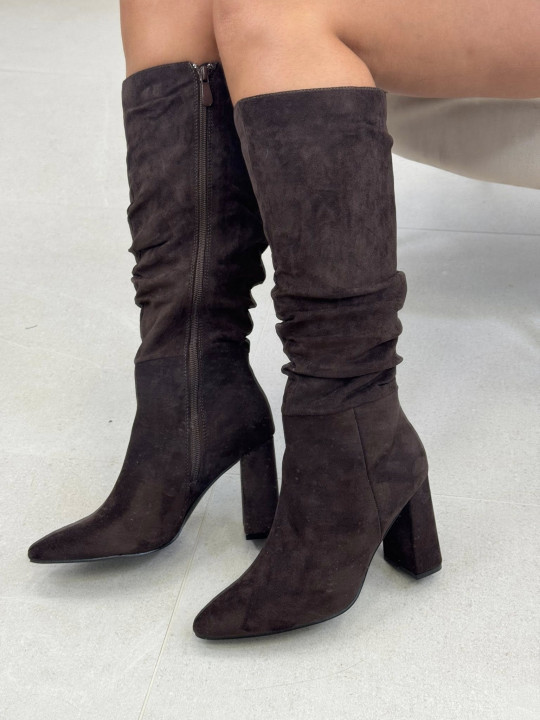 Bota antelina marrón
