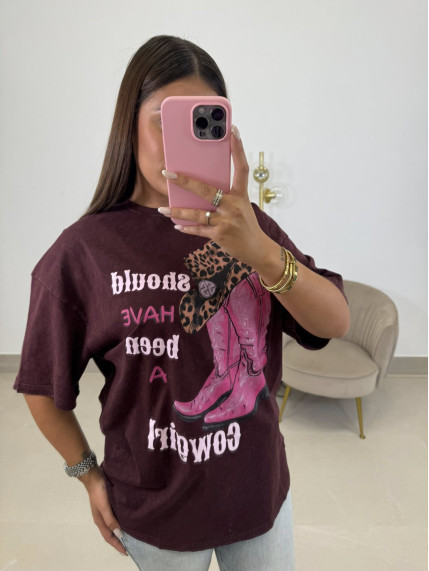 Camiseta oversize cowboy berenjena