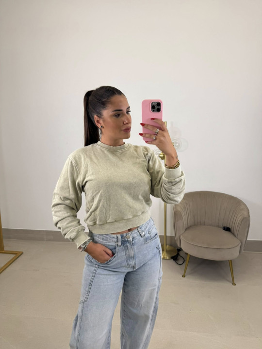 Sudadera desgastada verde