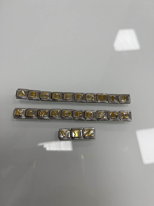 Charm inicial