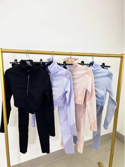 Conjunto dos piezas deportivo