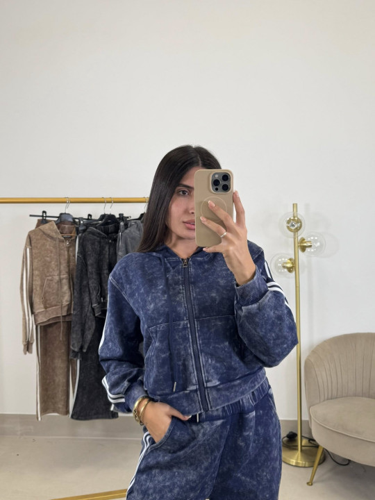 Conjunto desgastado rayas laterales