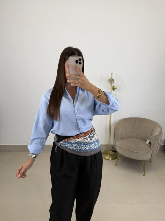 Camisa oxford celeste