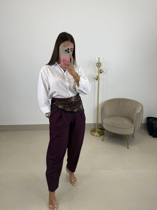 Pantalon pinzas balloon berenjena