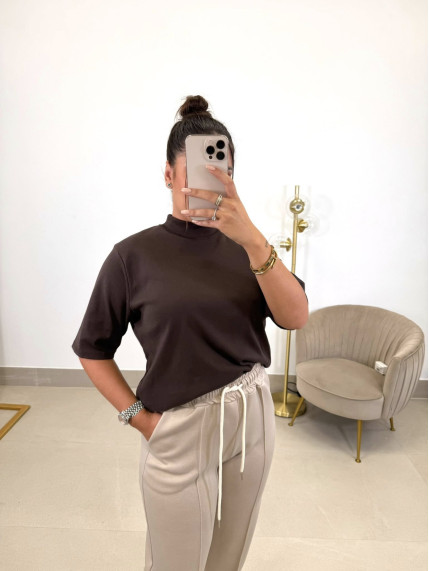 Camiseta oversize chocolate