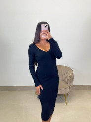 Vestido punto cuello pico negro