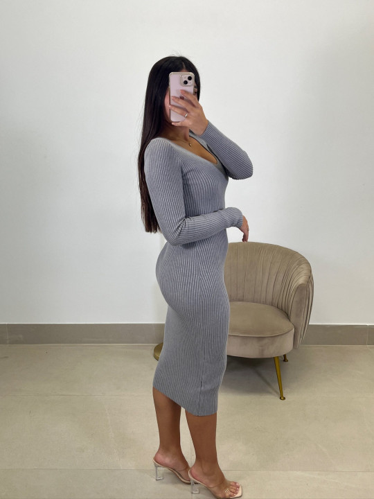 Vestido punto cuello pico gris