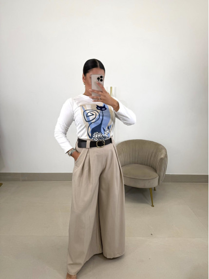 Pantalon ancho cinturon beige