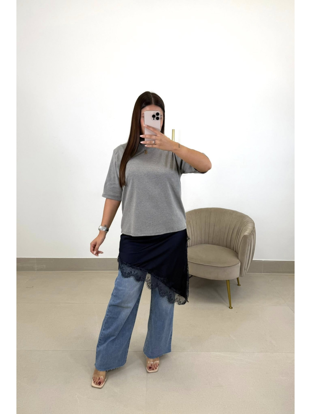 Camiseta oversize gris clara