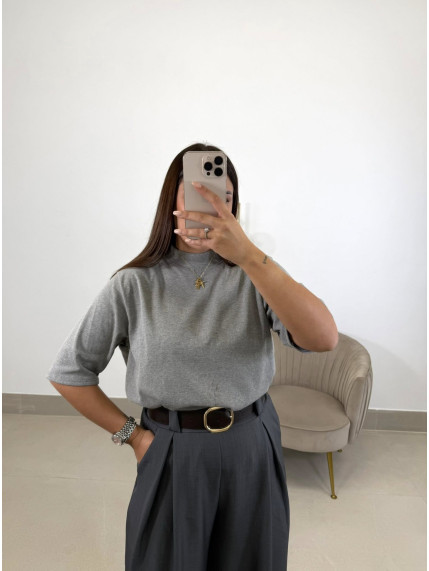 Camiseta oversize gris clara