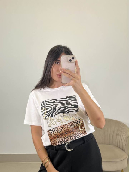 Camiseta estampado cebra blanca