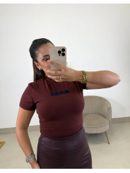 Camiseta More