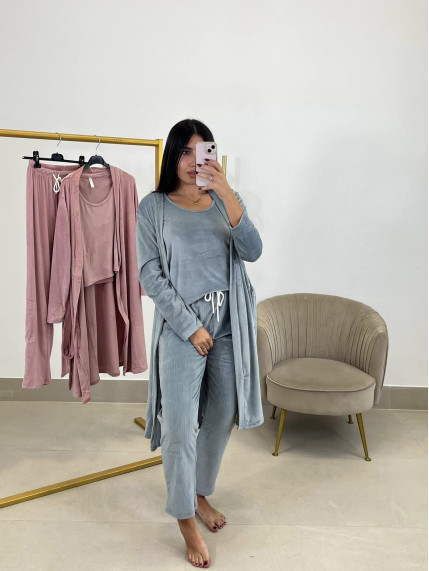 Pijama tres piezas terciopelo