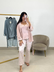 Pijama tres piezas satinado