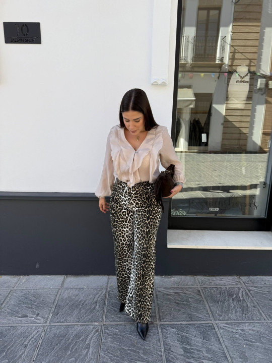 Blusa volante beige Blusa volante beige