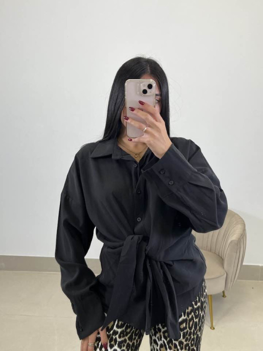 Blusa nudo negra Blusa nudo negra