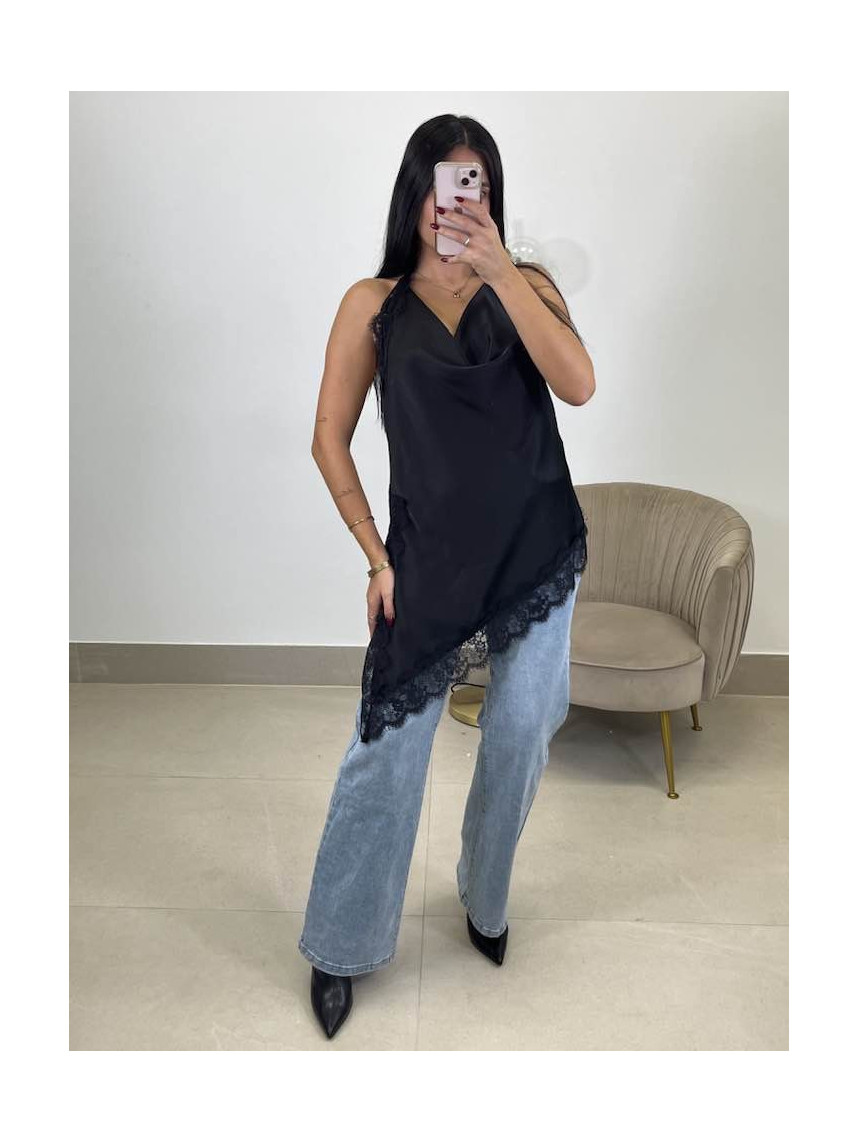 Top cuello halter encaje asimetrico negro