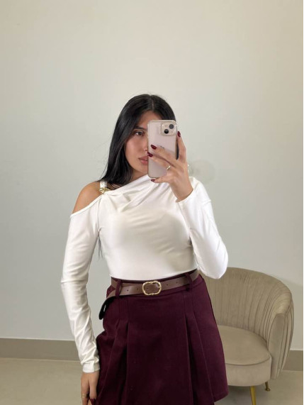 faldapantalon pata de gallo tinto