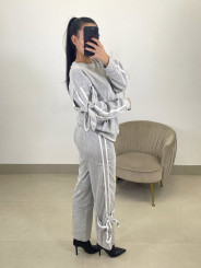 Conjunto tacto suave lazos gris claro