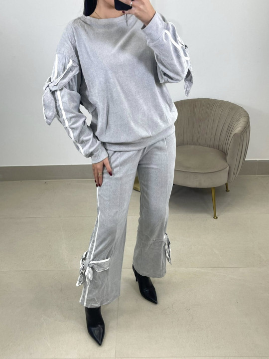 Conjunto tacto suave lazos gris claro