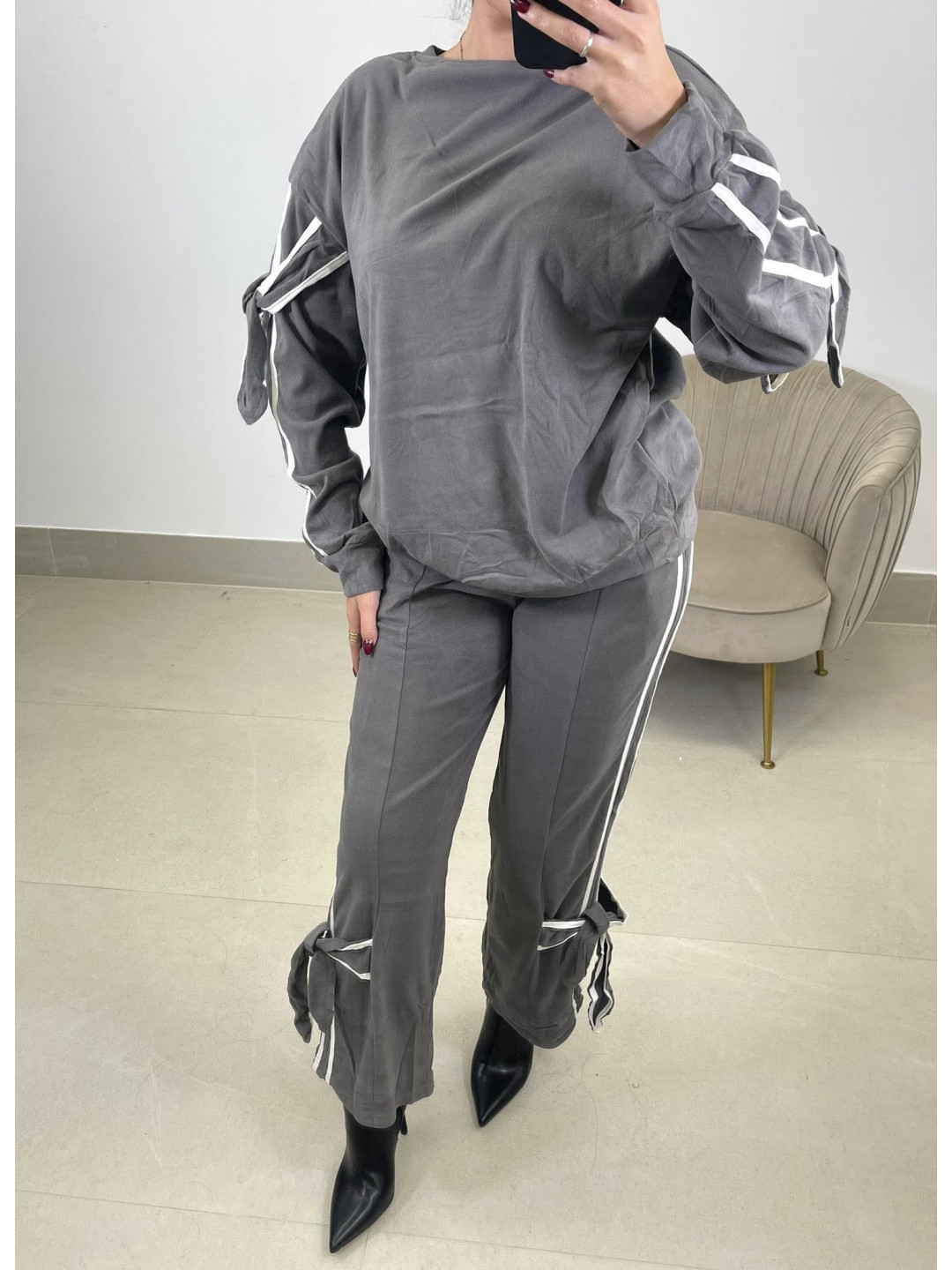 Conjunto tacto suave lazos gris oscuro