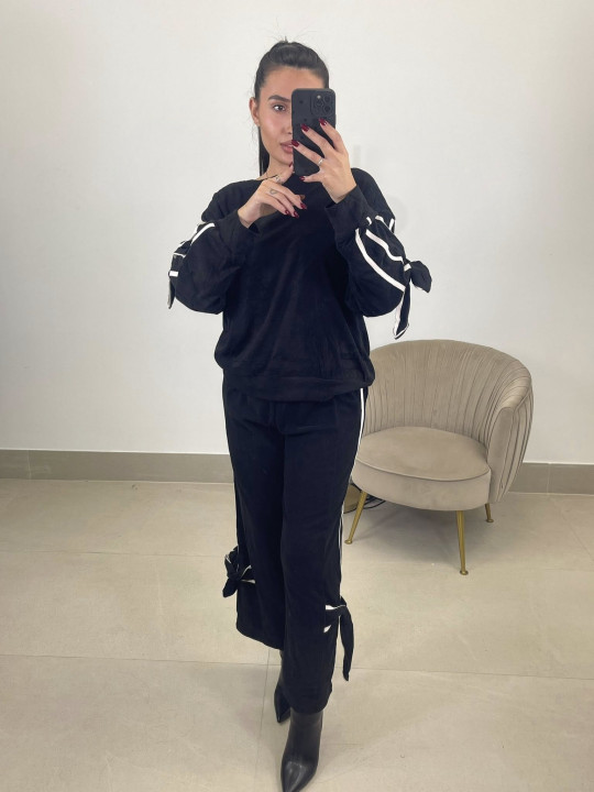 Conjunto tacto suave lazos negro