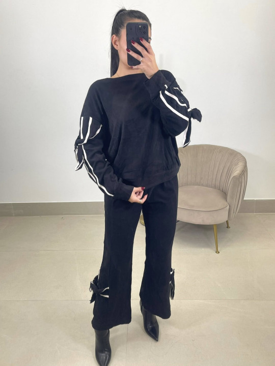 Conjunto tacto suave lazos negro