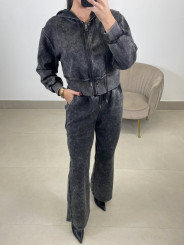 Conjunto desgastado capucha negro