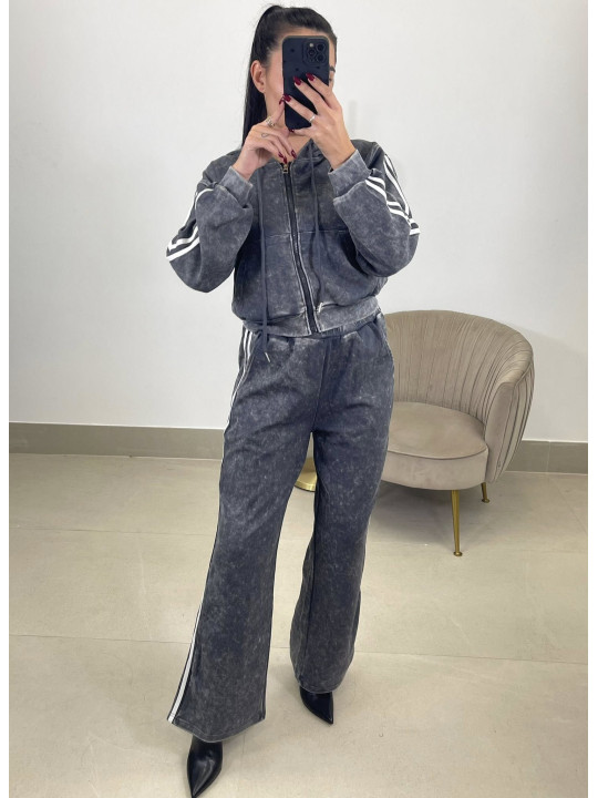 conjunto desgastado rayas laterales gris