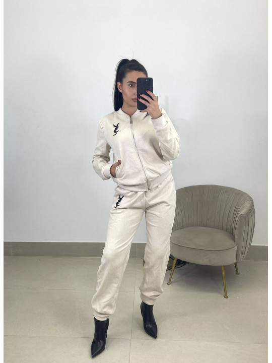 Total look isabel beige