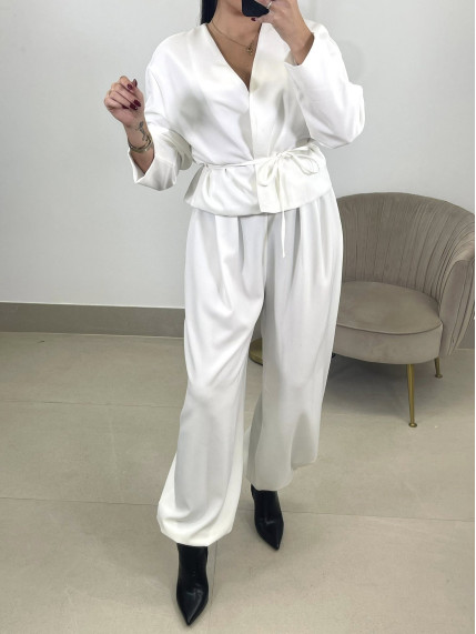 Total look Kimono blanco