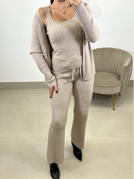 conjunto punto ines camel