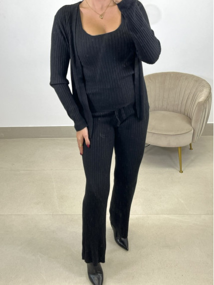 conjunto punto ines negro