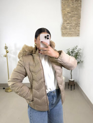 Abrigo acolchado camel