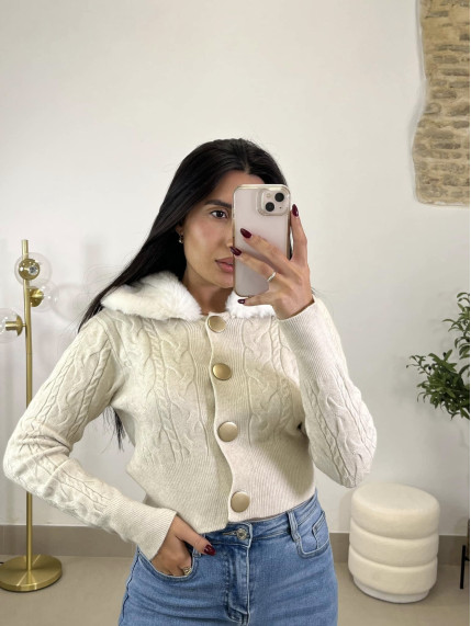 chaqueta punto cuello pelo beige