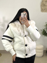 Bomber acolchada blanca
