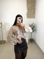 Blusa volantes beige