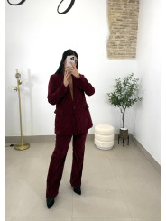 Pantalón piel de melocotón vino