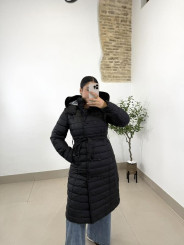 Parka acolchada larga negra