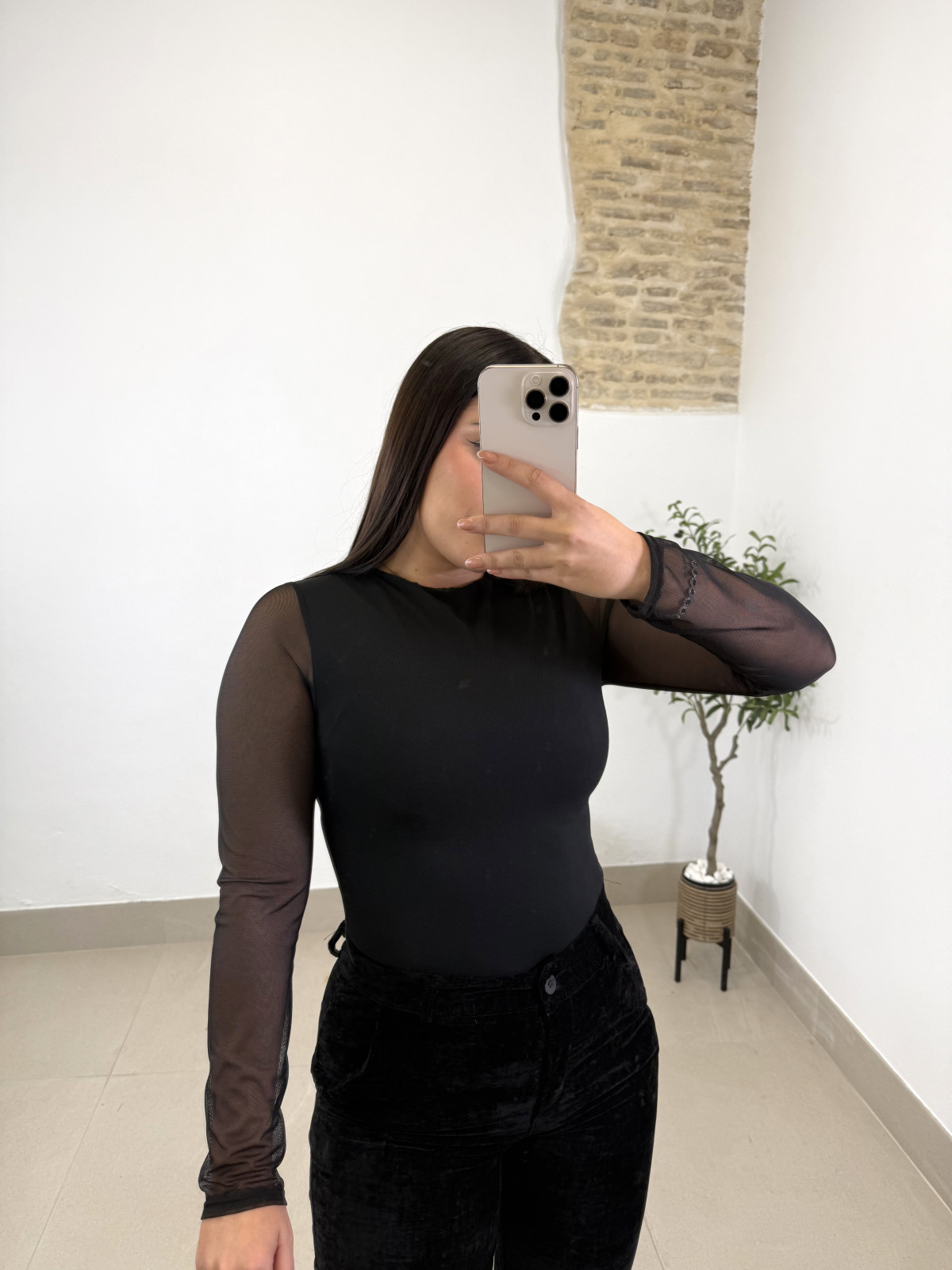 body basico tul negro