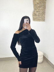 vestido escote asimetrico terciopelo negro