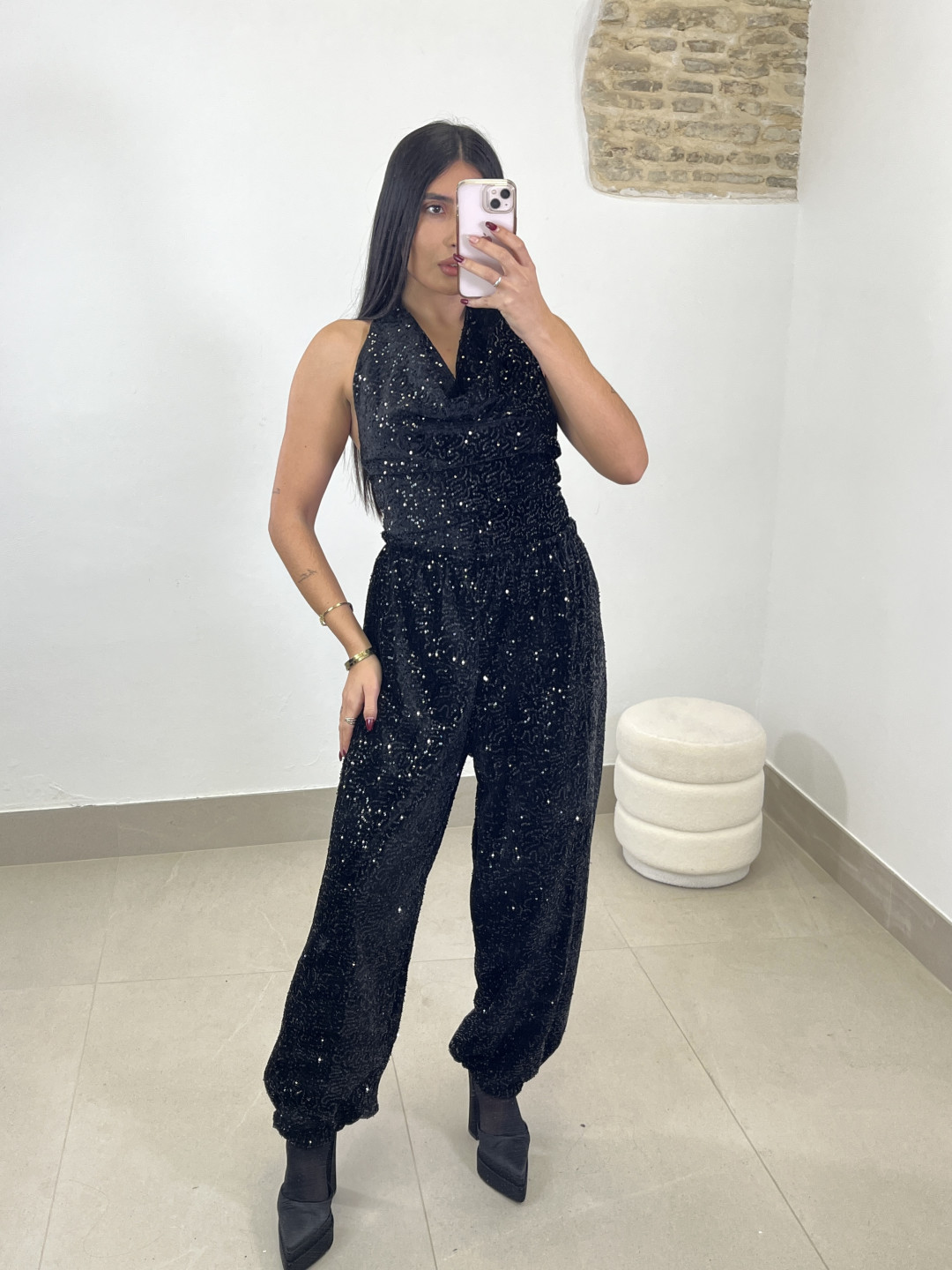 top cuello halter terciopelo lentejuela negro