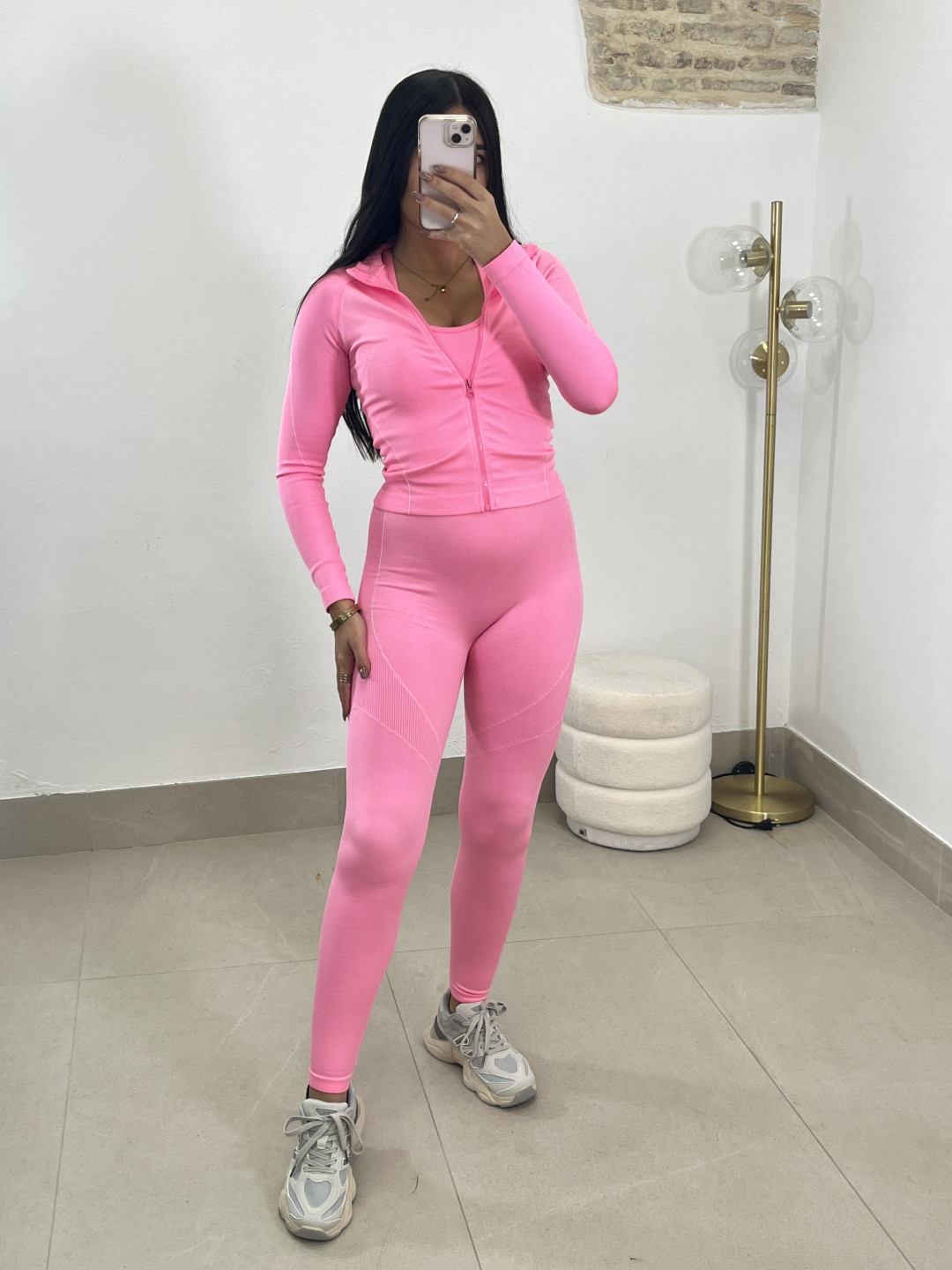 Conjunto deportivo tres piezas F4014 rosa